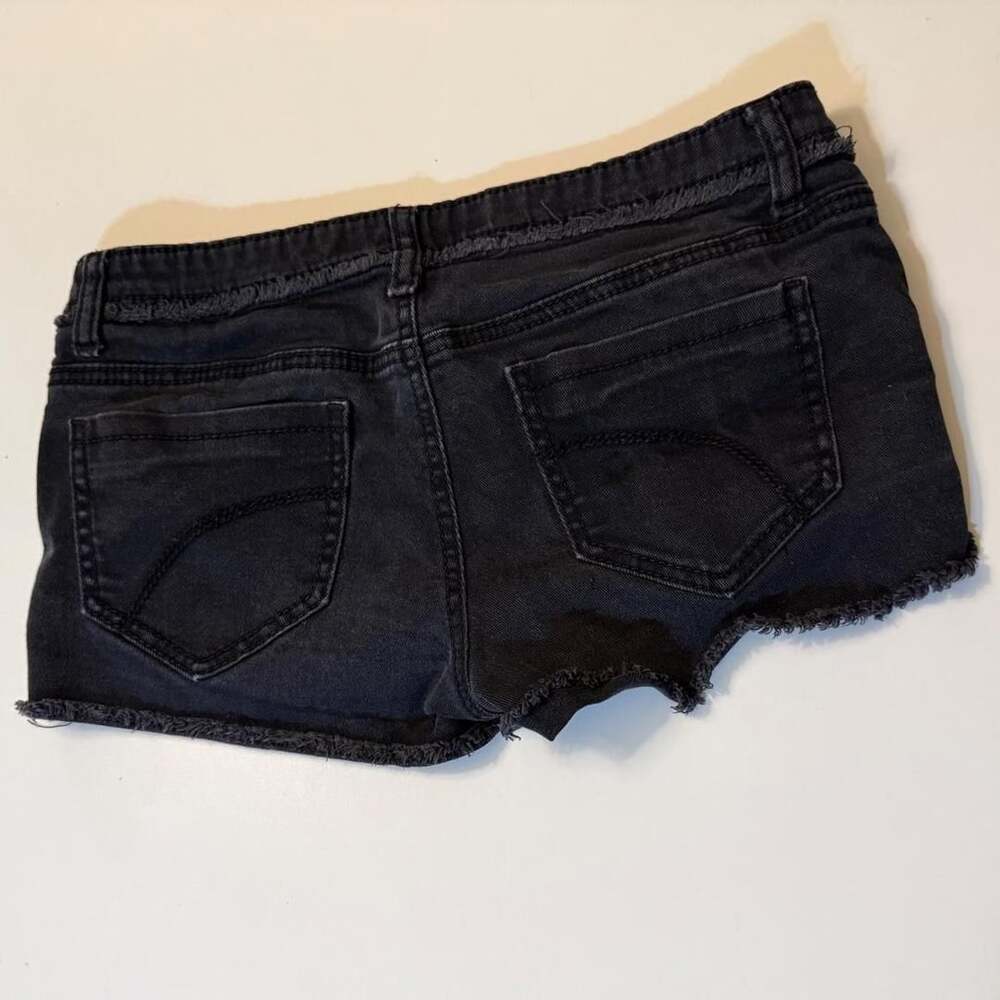 VTG Y2K Wet Seal Black Micro Denim Booty Shorts Whimsigoth Festival - Picture 2 of 7
